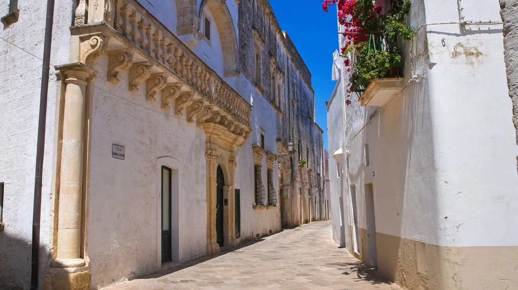 Un Village Méconnu d'Italie aux Charms Envoûtants