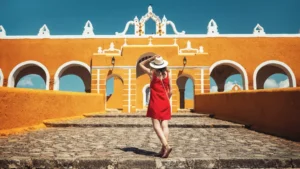 Ville mexicaine photogénique où le jaune rayonne