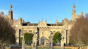 Les cinéphiles découvrent ce manoir anglais époustouflant