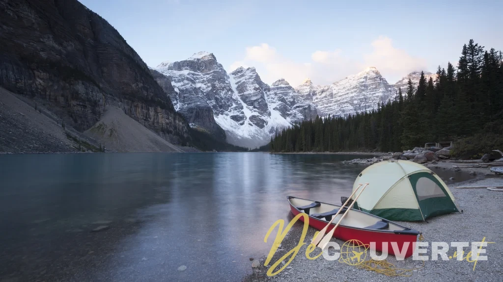 Le canot-camping : l'aventure idéale pour les amoureux de nature et d'activités nautiques