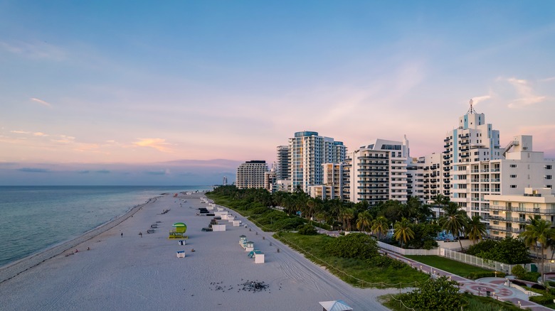 Front de mer et paysage urbain de Miami Beach