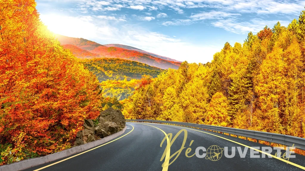 Les 10 plus belles destinations d'automne pour 2025 selon un grand voyageur