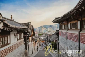Maisons hanok à Bukchon près de Gyeongbokgung à Séoul